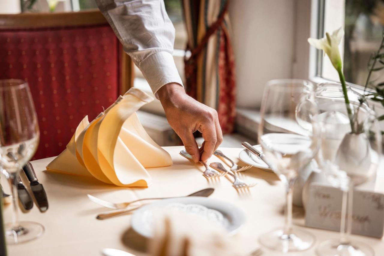 Wellnesshotel Schoenruh - Adults Only Seefeld in Tirol Ngoại thất bức ảnh